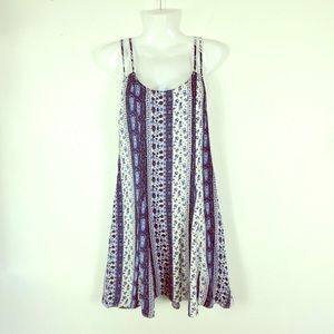 Hollister back cross lace dress